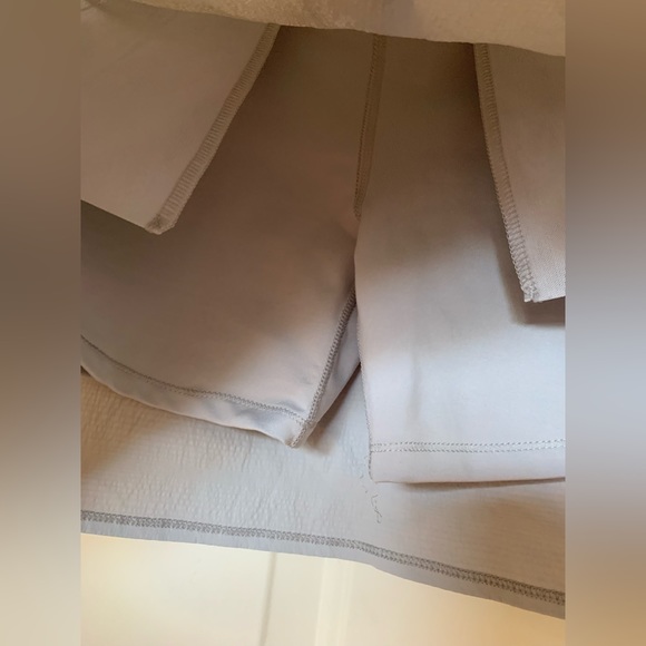 Athleta Gray Tennis Skirt With Shorts 🌴 - Picture 6 of 9